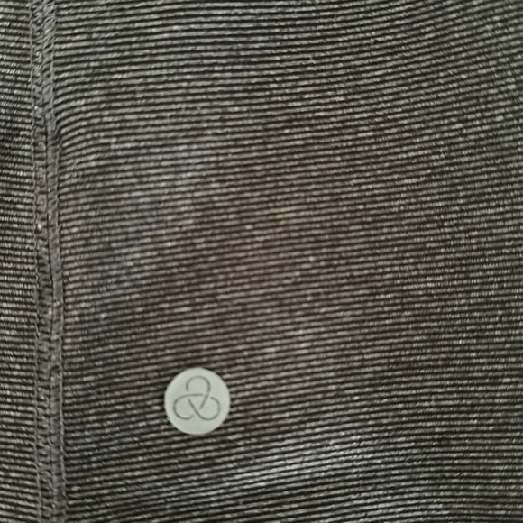 Zella Women’s Activewear T-Shirt. Medium. Gray. - Picture 14 of 16